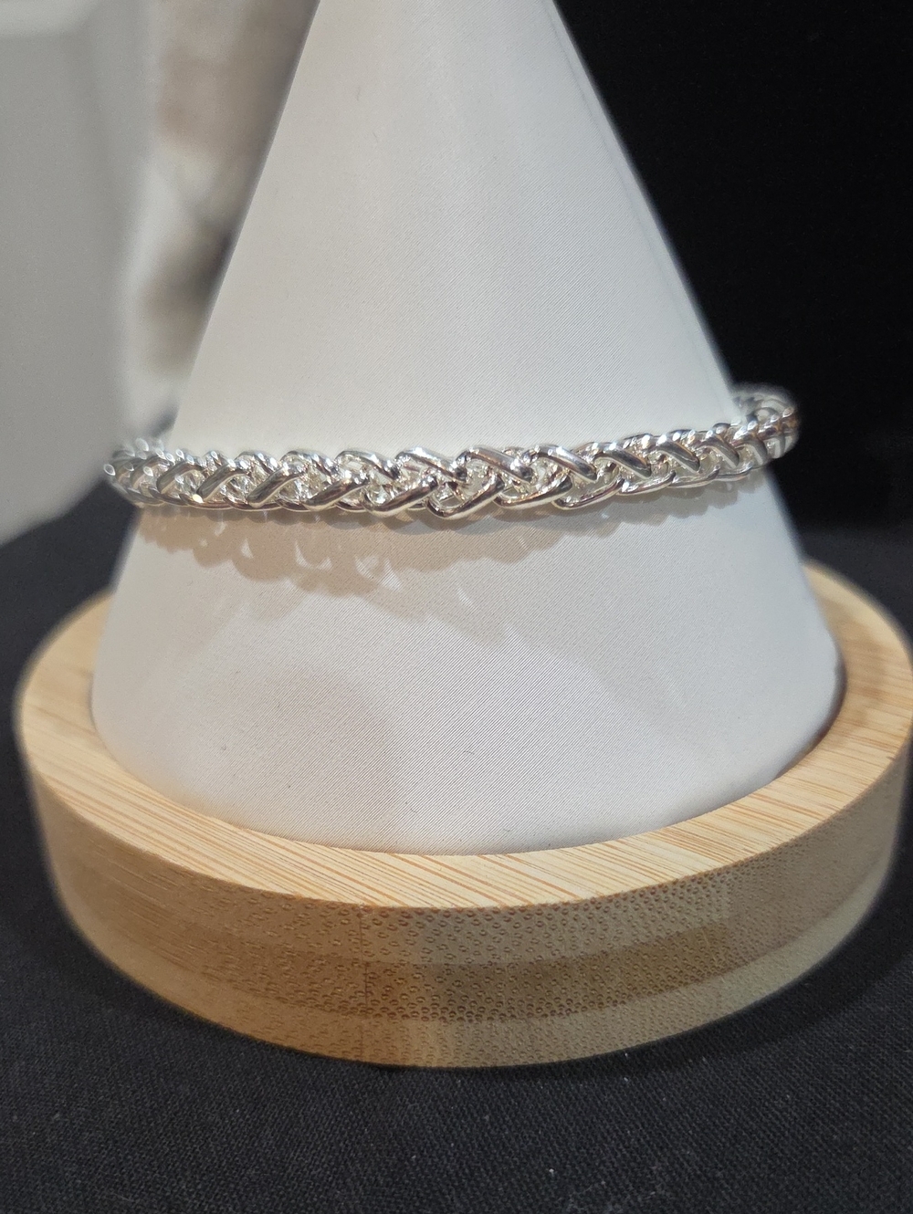 SILVER-TONE BRACELET